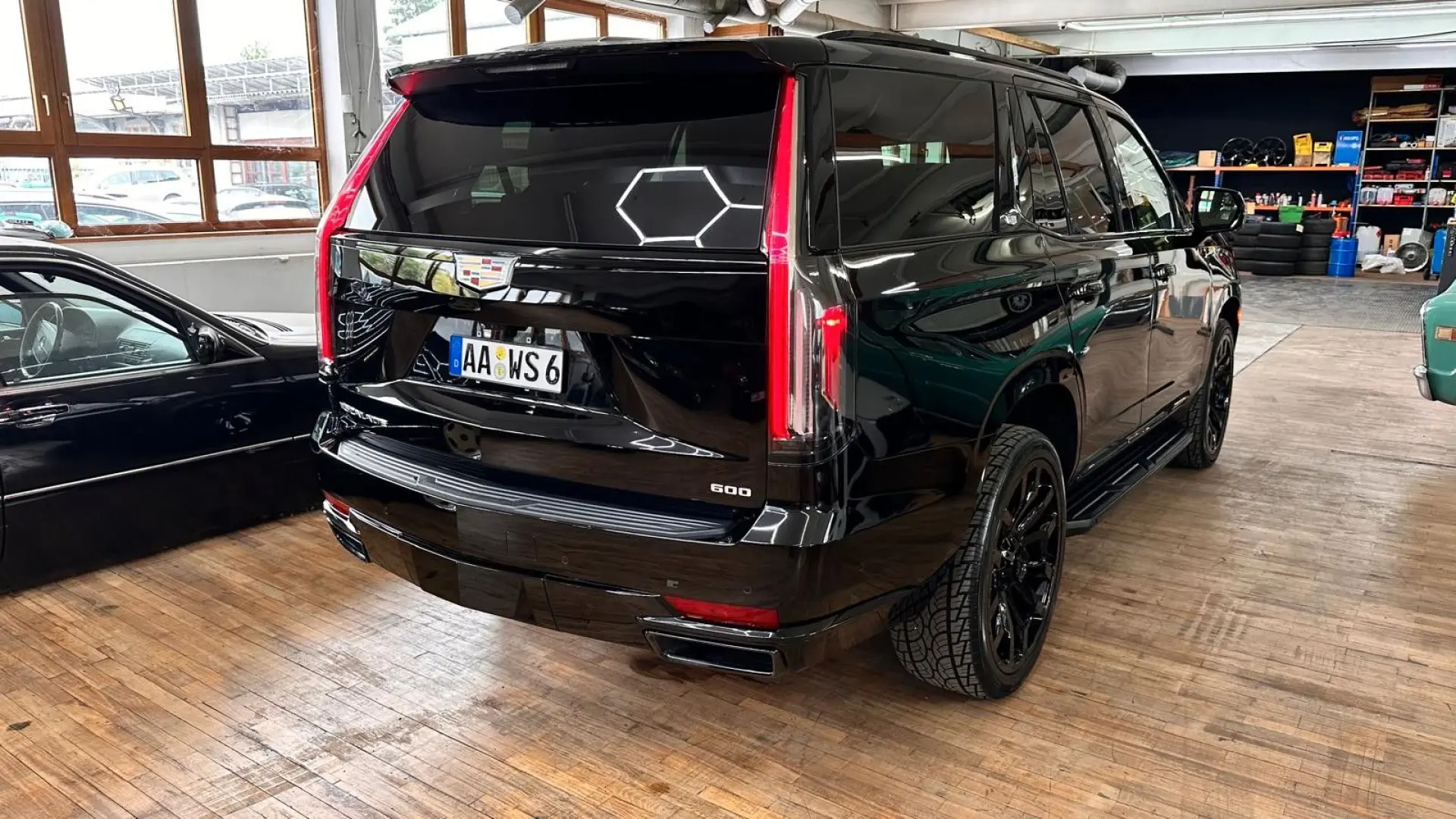 Escalade GMT EU6 6.2 V8 Sport Black Black