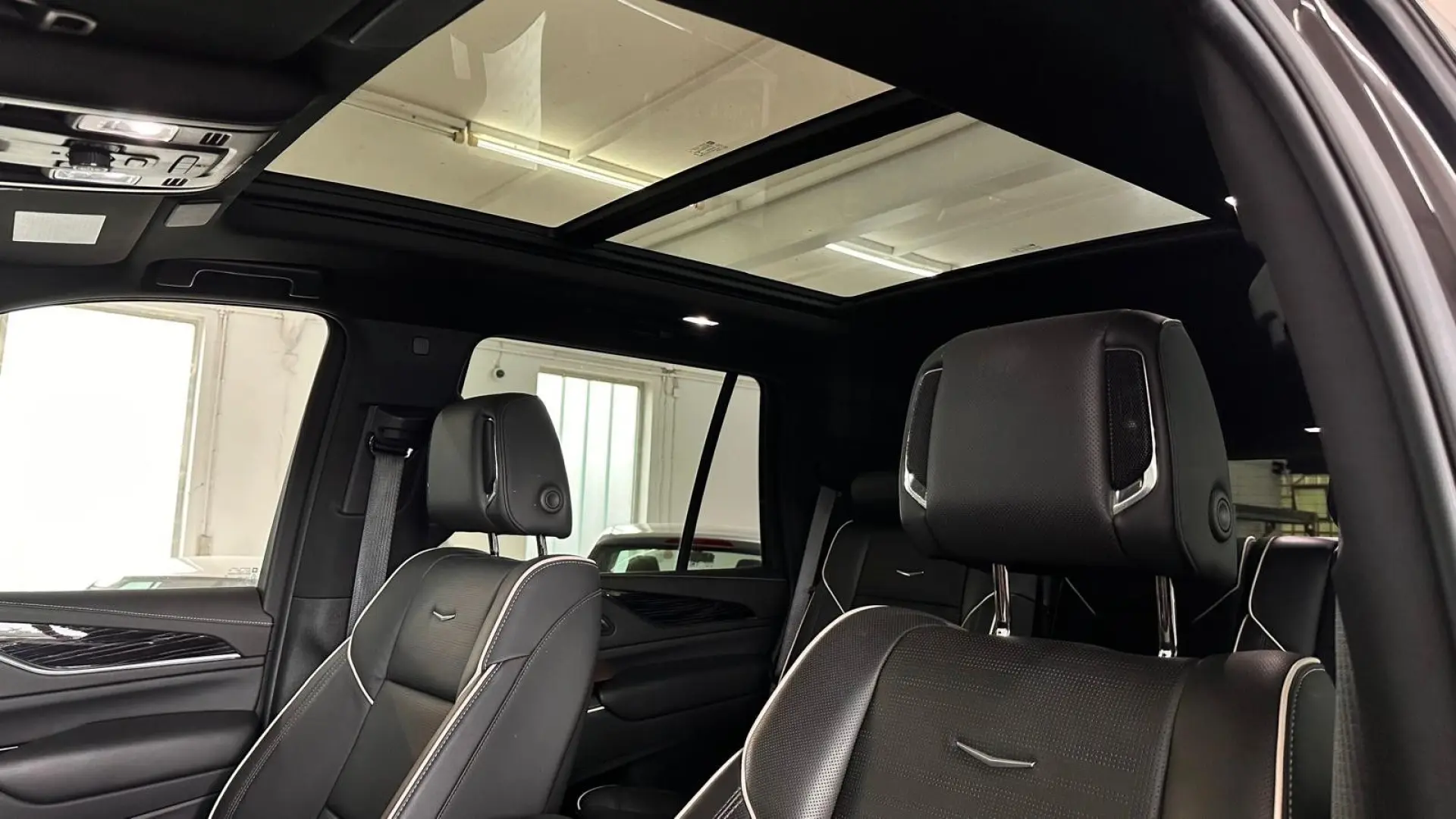 Escalade GMT EU6 6.2 V8 Sport Black Black