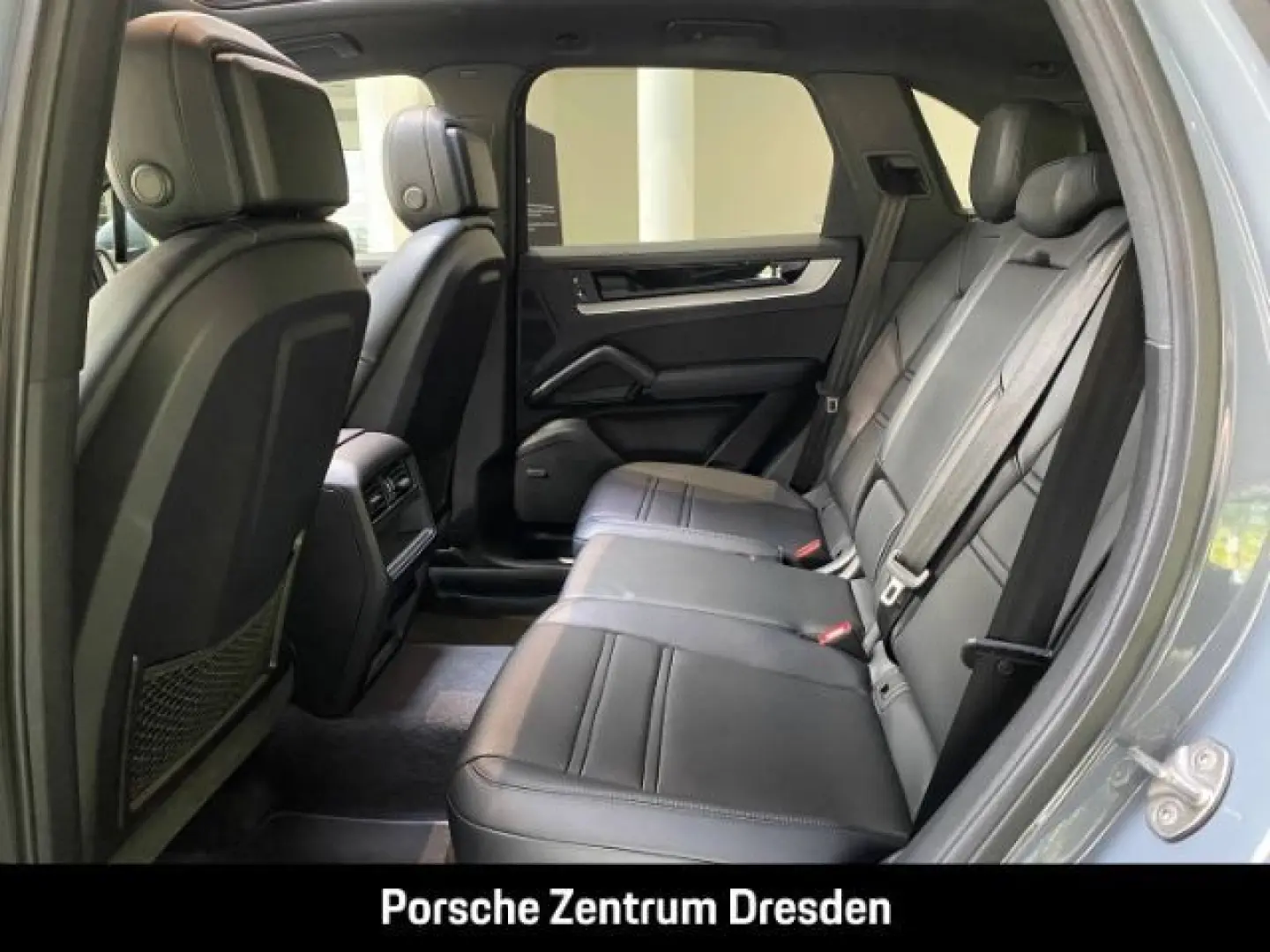 Cayenne E-Hybrid Pano Luft Inno 21  Memory Bose
