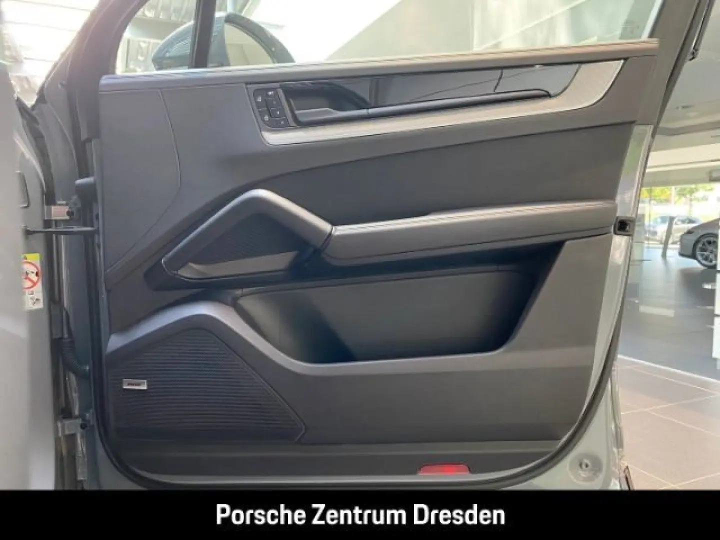 Cayenne E-Hybrid Pano Luft Inno 21  Memory Bose