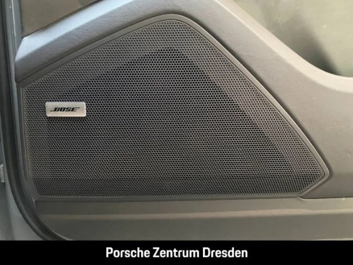Cayenne E-Hybrid Pano Luft Inno 21  Memory Bose