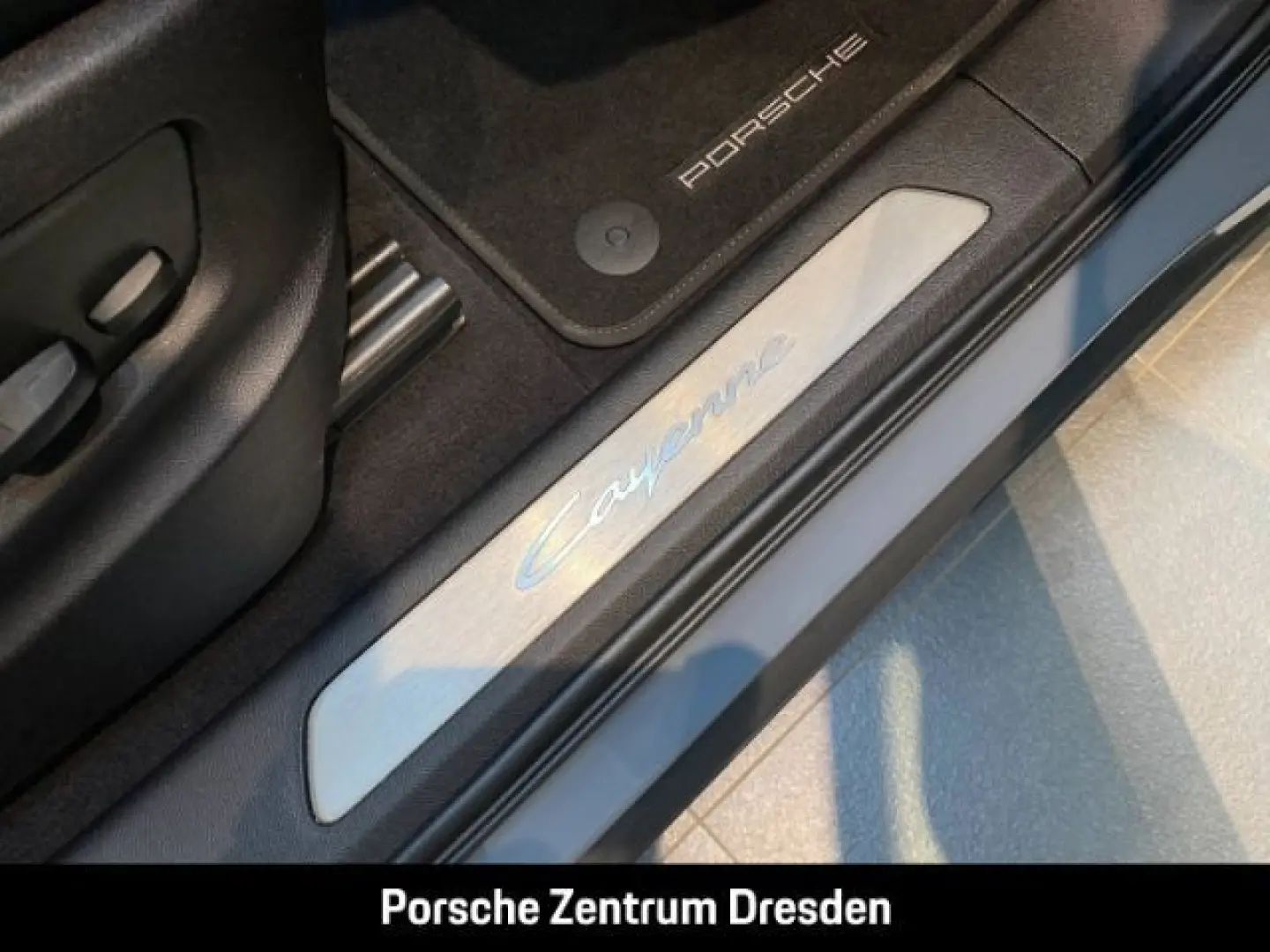 Cayenne E-Hybrid Pano Luft Inno 21  Memory Bose