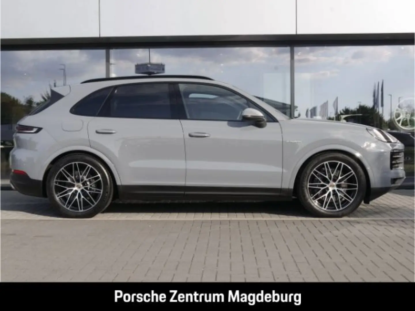 Cayenne E-Hybrid PANO PASM BOSE HD-MATRIX INNO