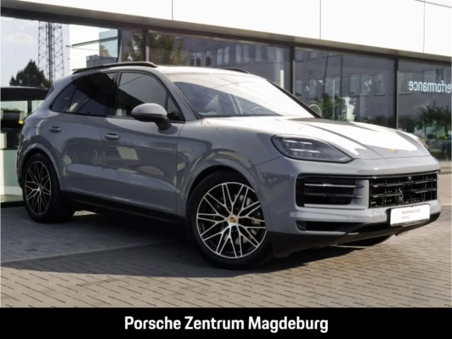 Cayenne E-Hybrid PANO PASM BOSE HD-MATRIX INNO