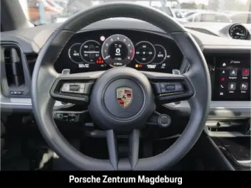 Cayenne E-Hybrid PANO PASM BOSE HD-MATRIX INNO