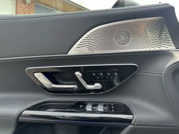 SL 63 AMG 4M Roadster   Vollausstattung MB100