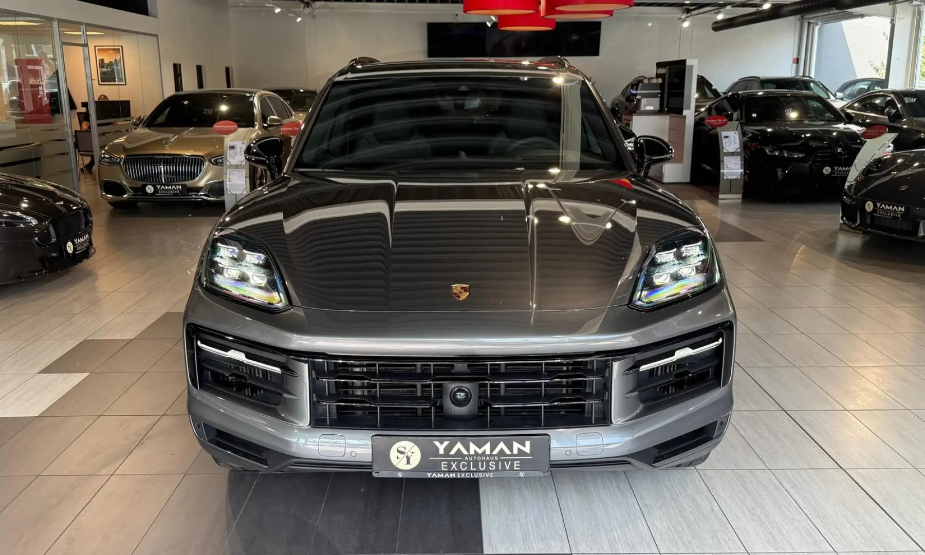 Cayenne E-Hybrid InnoDrive Head-Up Luftf. 18-Weg