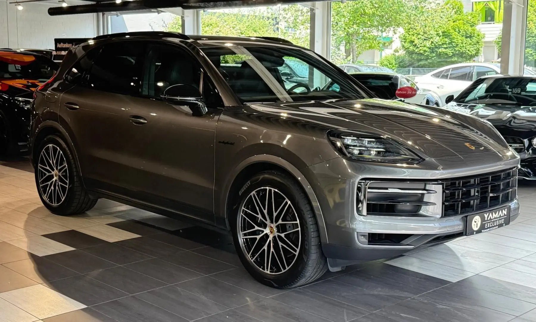 Cayenne E-Hybrid InnoDrive Head-Up Luftf. 18-Weg