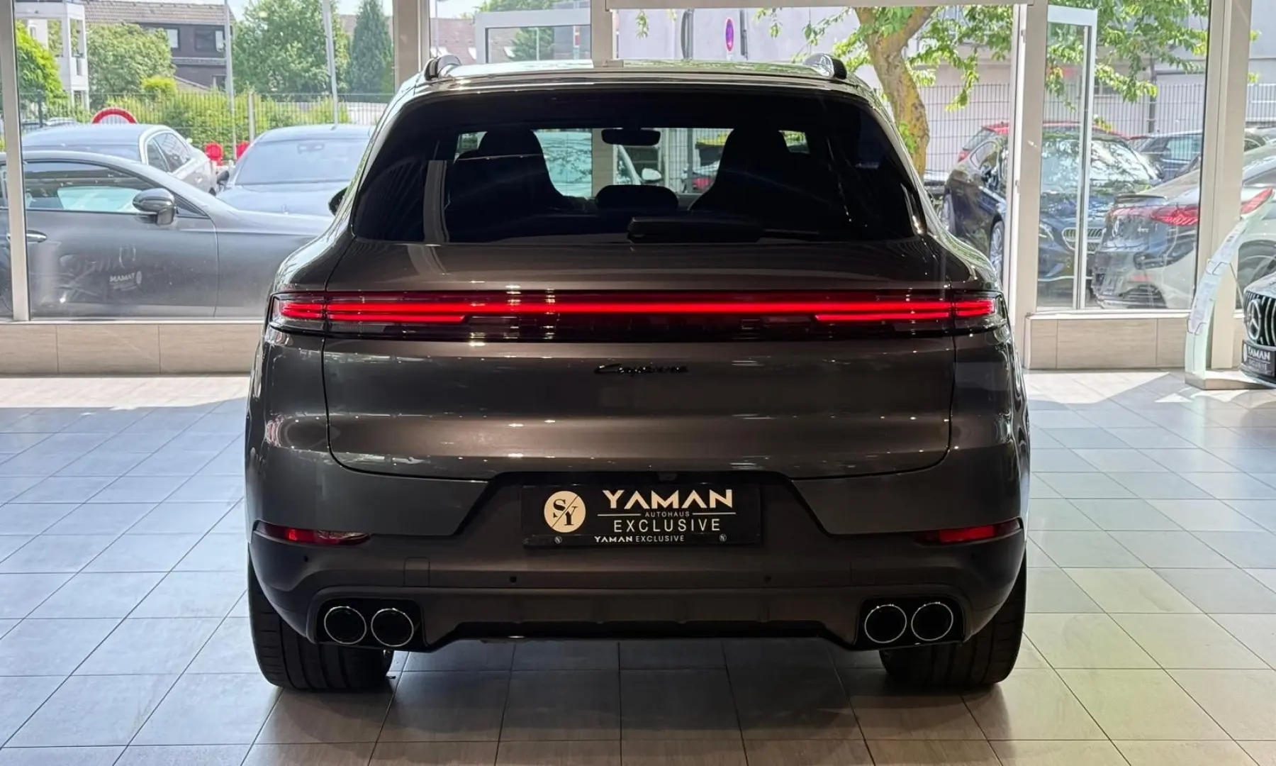 Cayenne E-Hybrid InnoDrive Head-Up Luftf. 18-Weg
