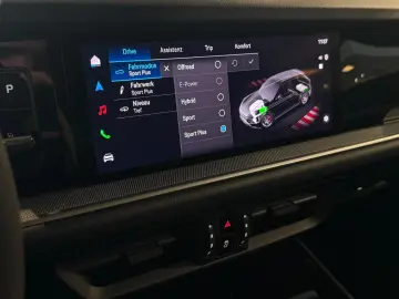 Cayenne E-Hybrid InnoDrive Head-Up Luftf. 18-Weg