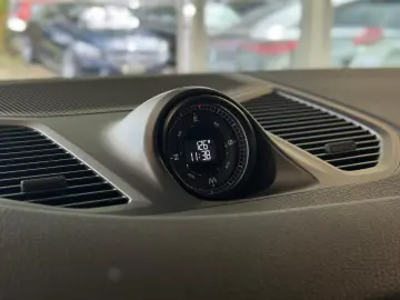 Cayenne E-Hybrid InnoDrive Head-Up Luftf. 18-Weg