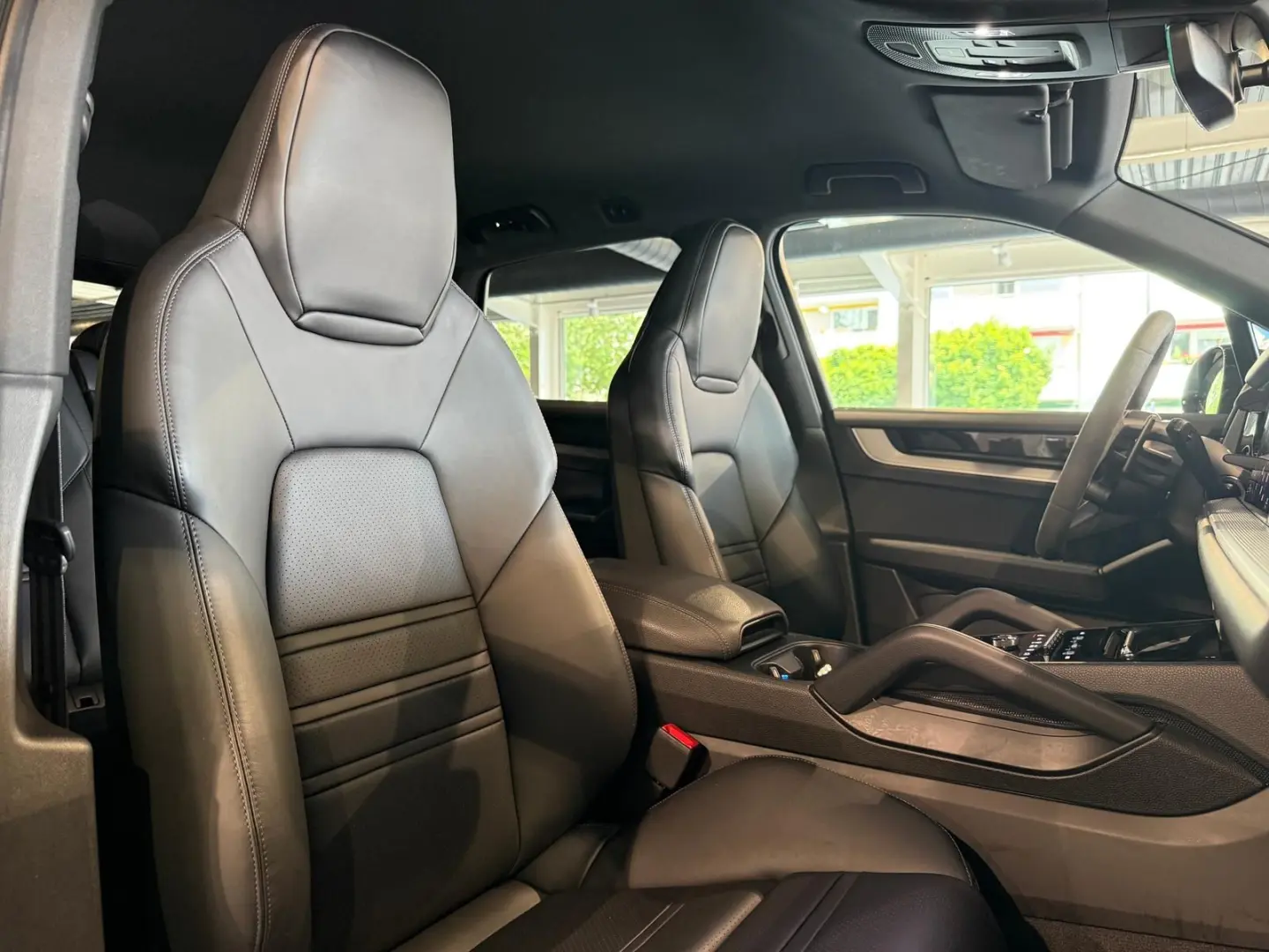 Cayenne E-Hybrid InnoDrive Head-Up Luftf. 18-Weg