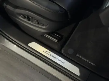 Cayenne E-Hybrid InnoDrive Head-Up Luftf. 18-Weg