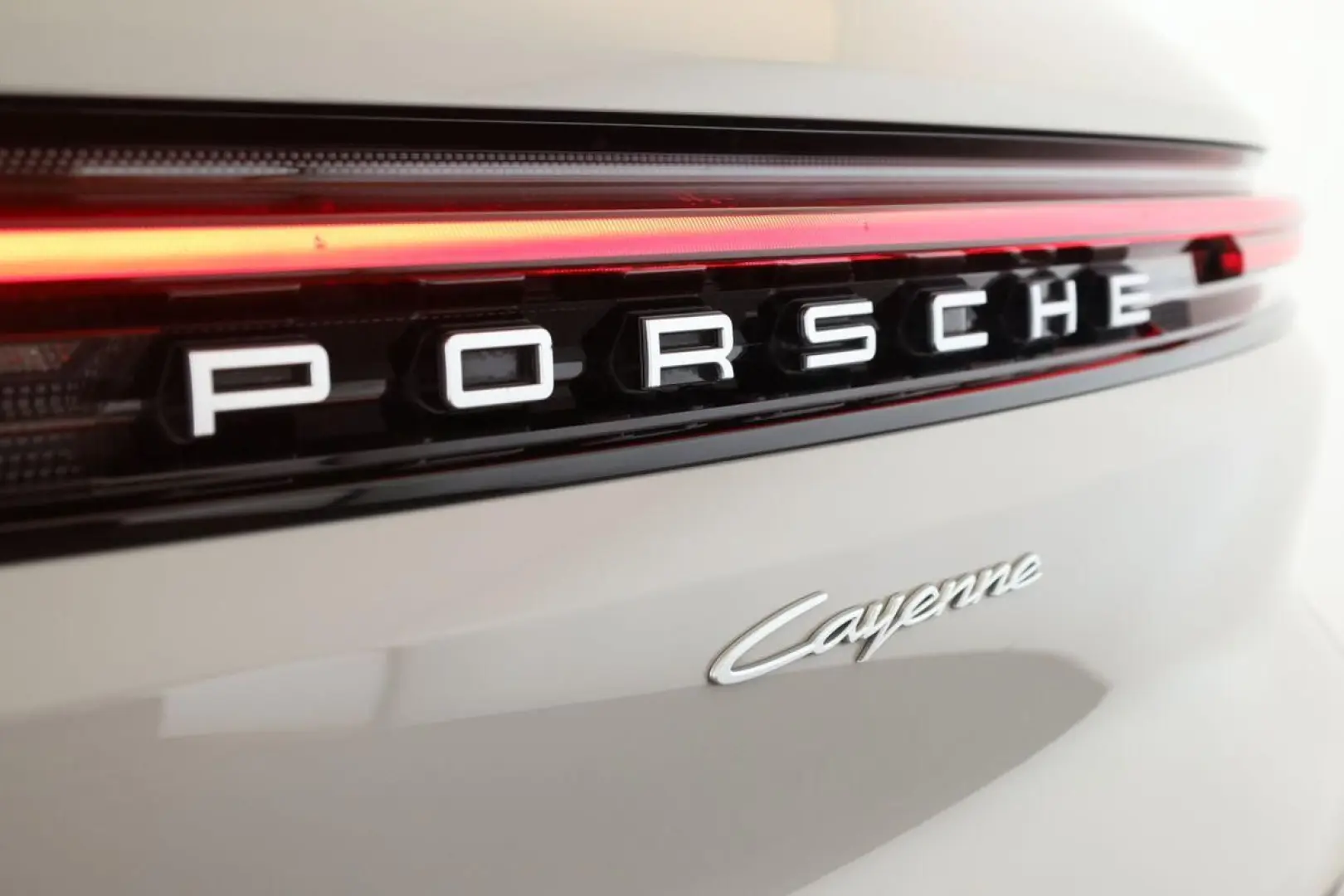 Cayenne Chrono Pano BOSE Inno Sportabgas 22  911