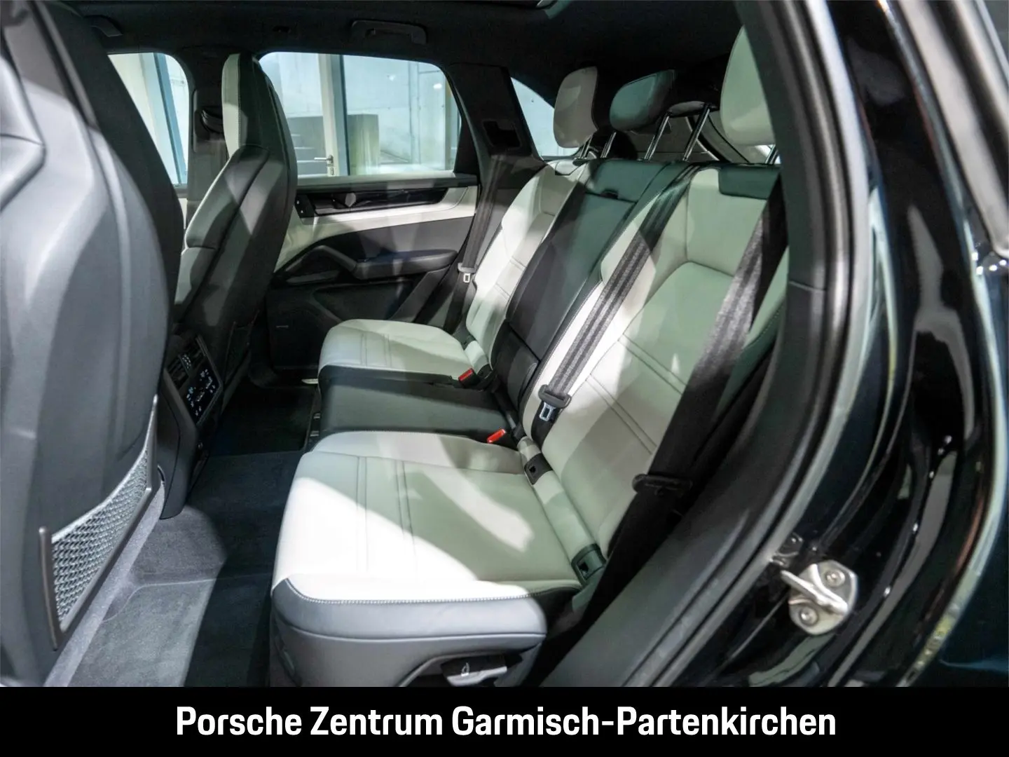 Cayenne E-Hybrid LenkradHZG Sitzheizung hinten