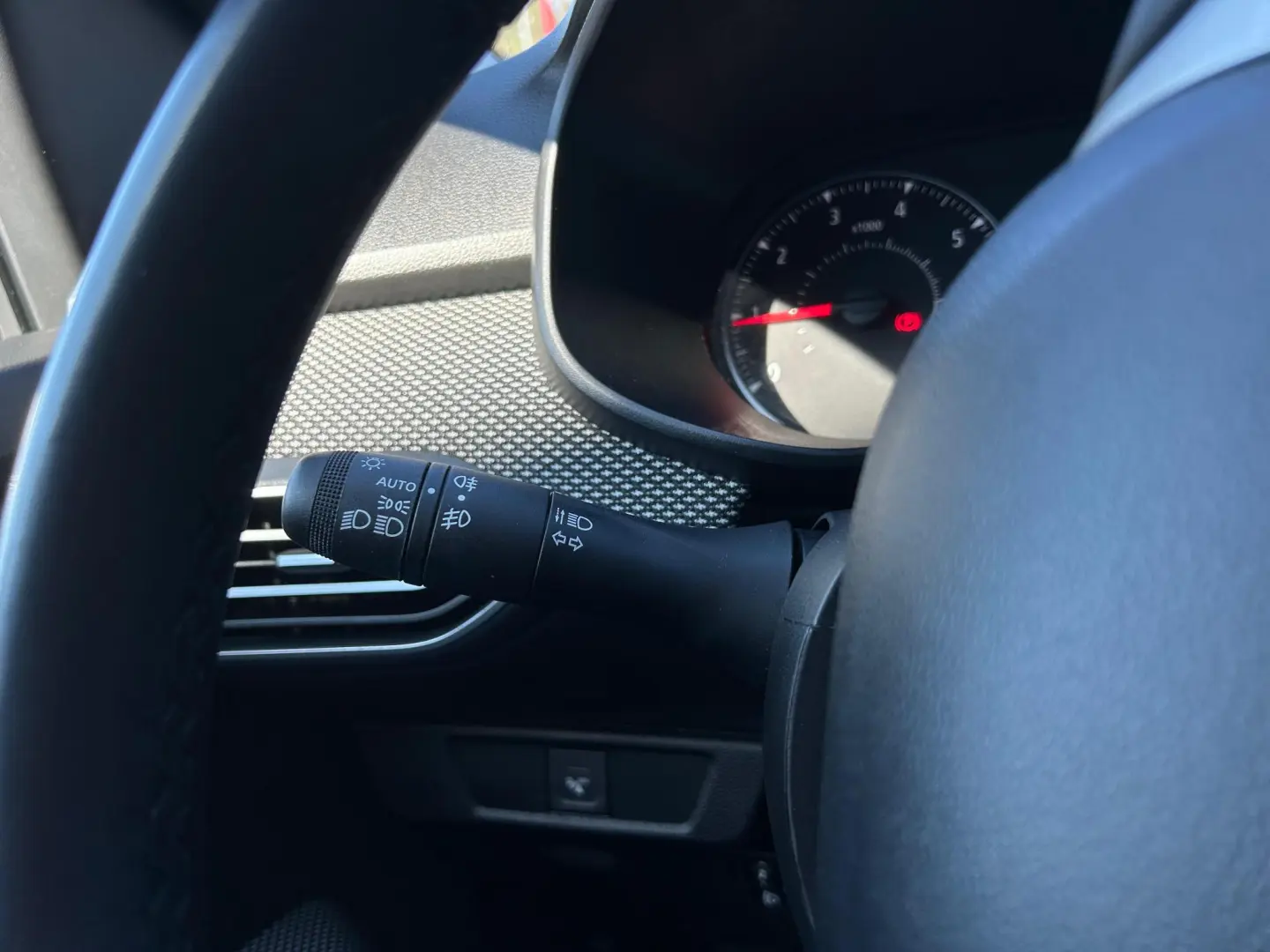 Dacia Logan TCe 90 MT6 Comfort 2023