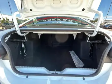 Dacia Logan TCe 90 MT6 Comfort 2023