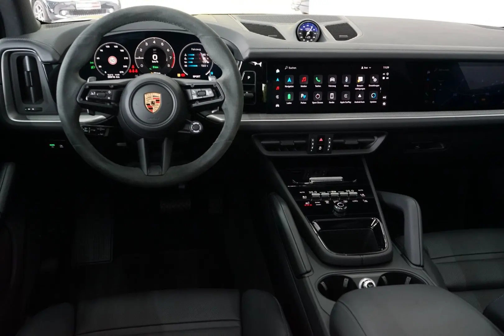 Cayenne E-Hybrid PANO P-Display HUD AHK 18W ACC
