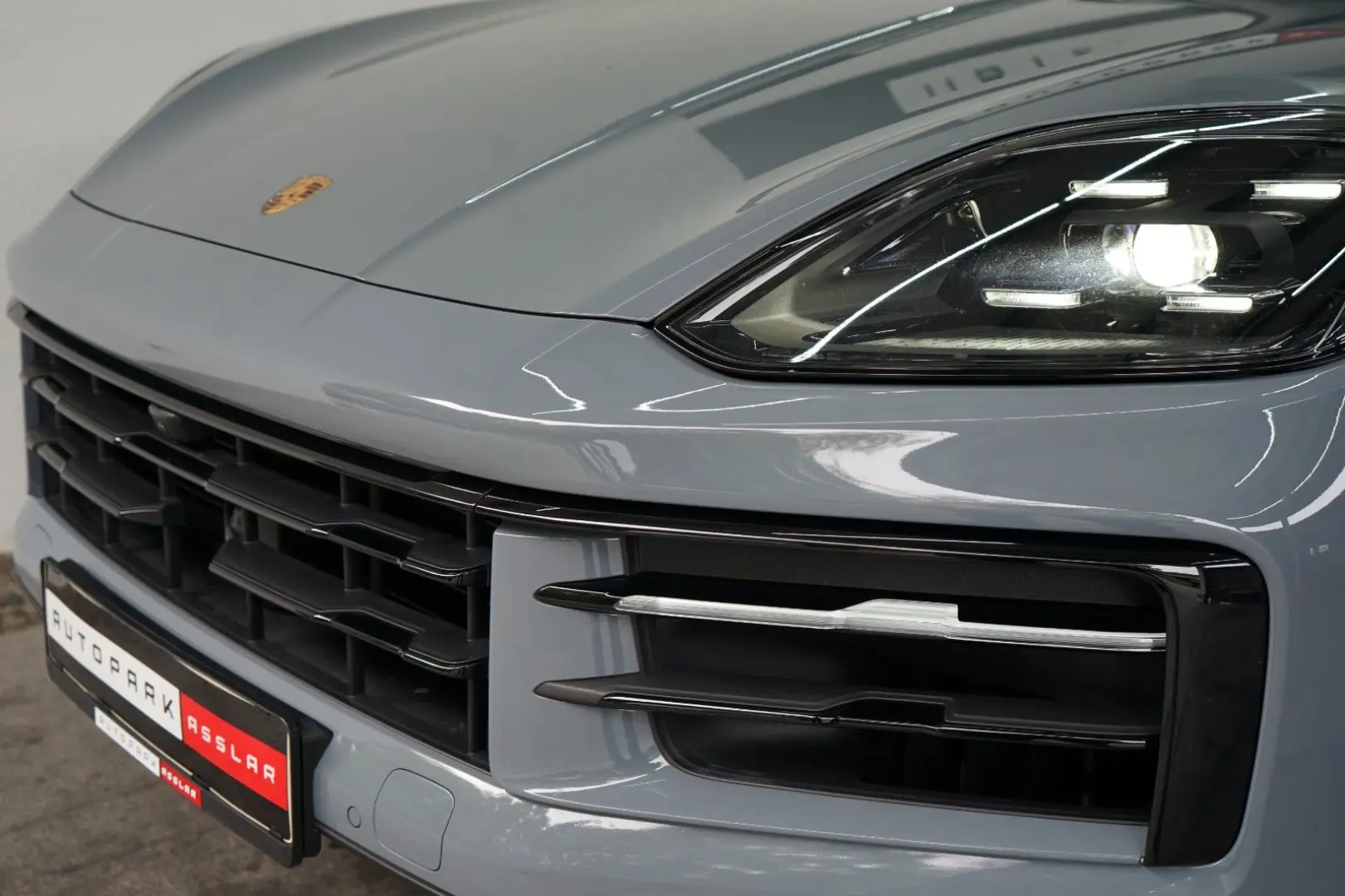 Cayenne E-Hybrid PANO P-Display HUD AHK 18W ACC