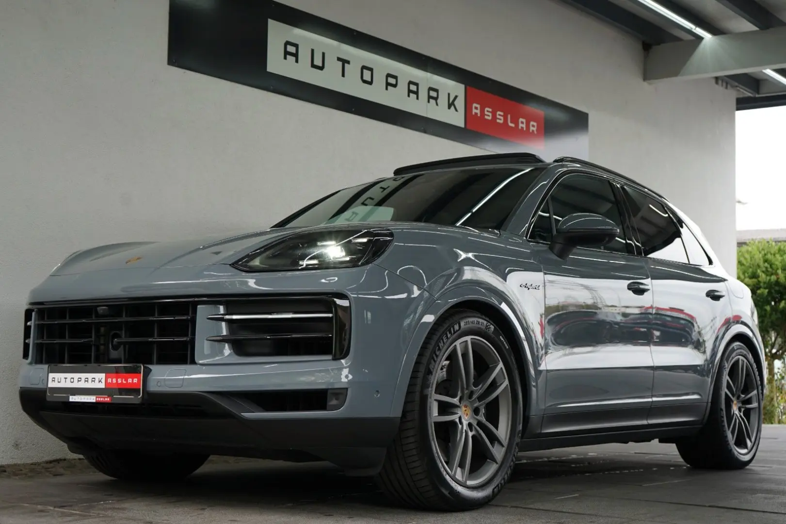 Cayenne E-Hybrid PANO P-Display HUD AHK 18W ACC