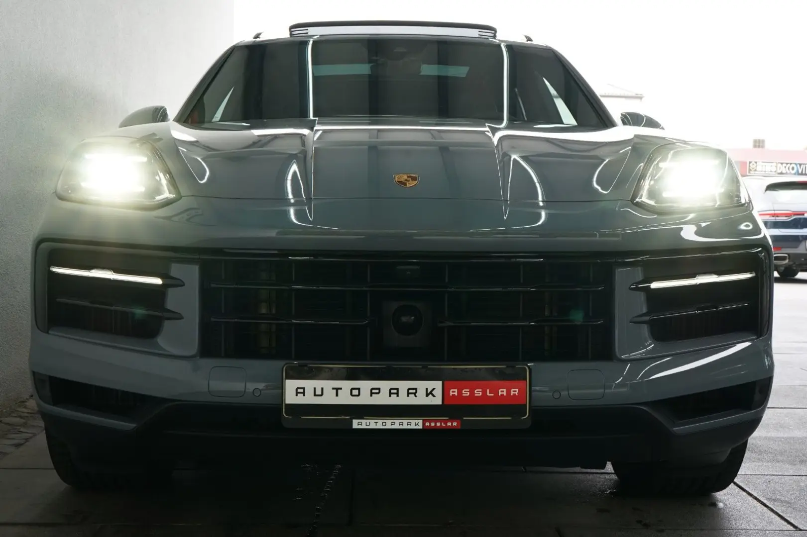 Cayenne E-Hybrid PANO P-Display HUD AHK 18W ACC