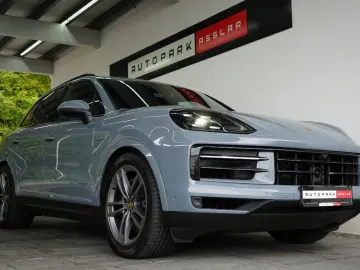 Cayenne E-Hybrid PANO P-Display HUD AHK 18W ACC