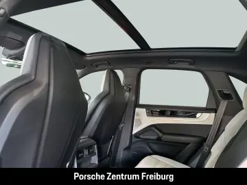 Cayenne E-Hybrid BOSE Luftfederung LED-Matrix