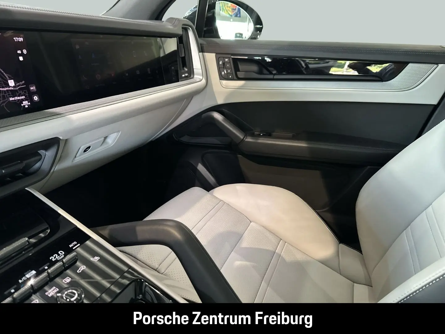 Cayenne E-Hybrid BOSE Luftfederung LED-Matrix