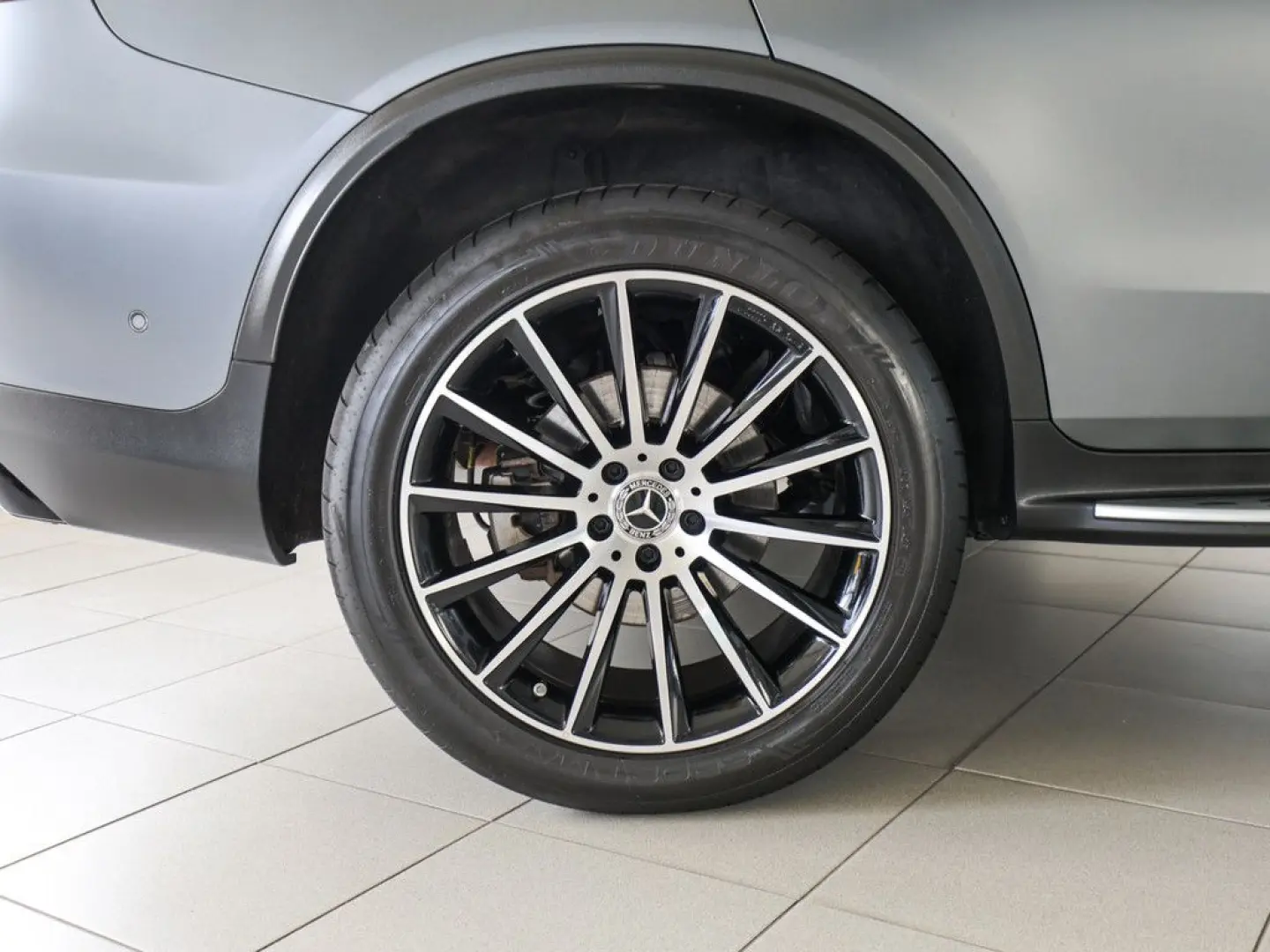 GLC 300 e 4M Coupé AMG Sport designo AHK Distr.