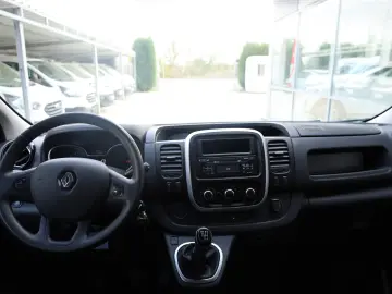 Renault Trafic L2H1 6 locuri 2.0 120CP
