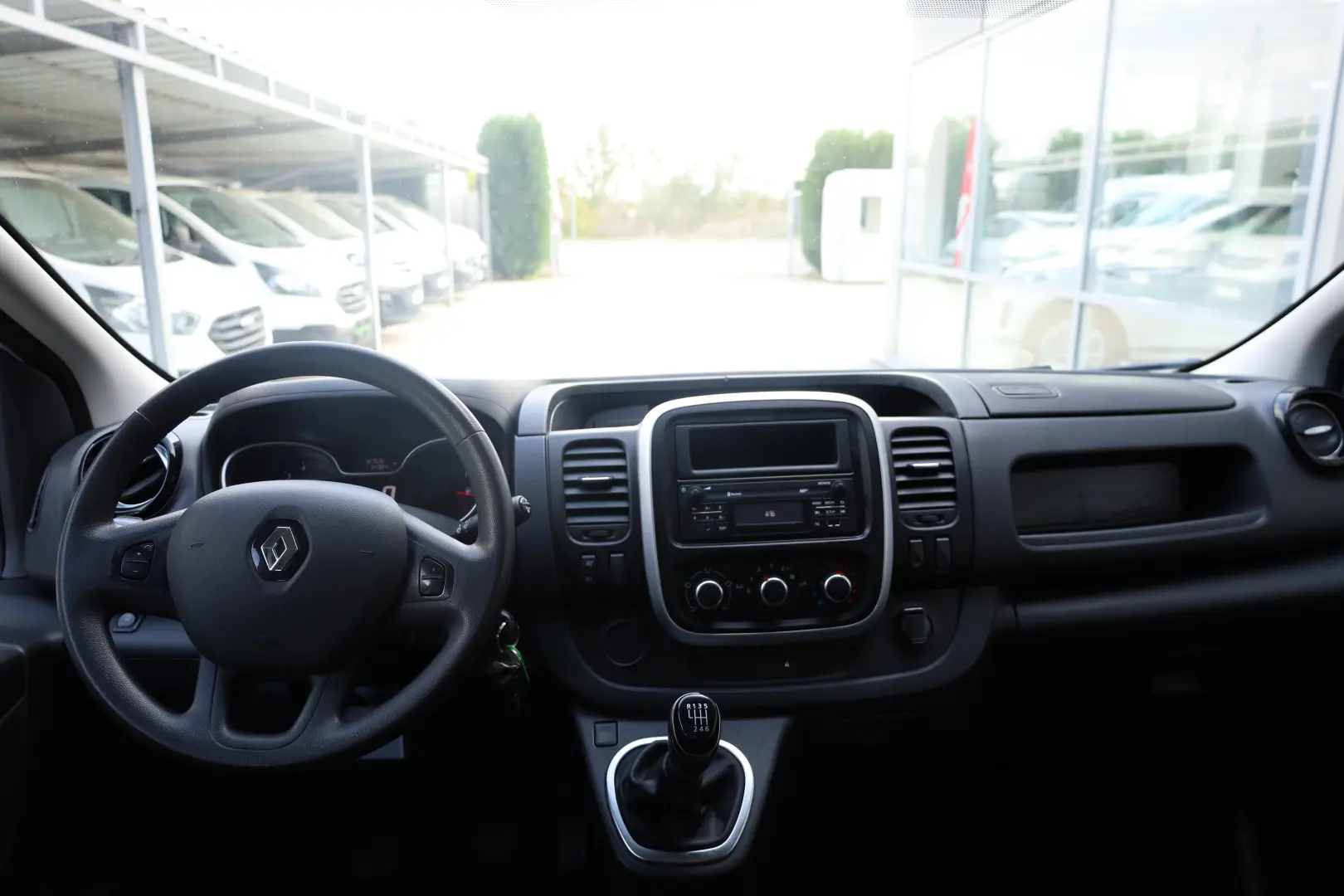 Renault Trafic L2H1 6 locuri 2.0 120CP