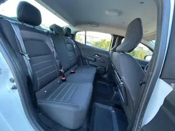 Dacia Logan TCe 90 CVT Comfort 2022