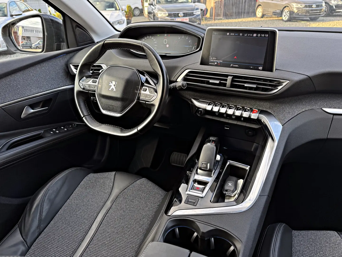 Peugeot 3008 1.2 EAT6 Allure