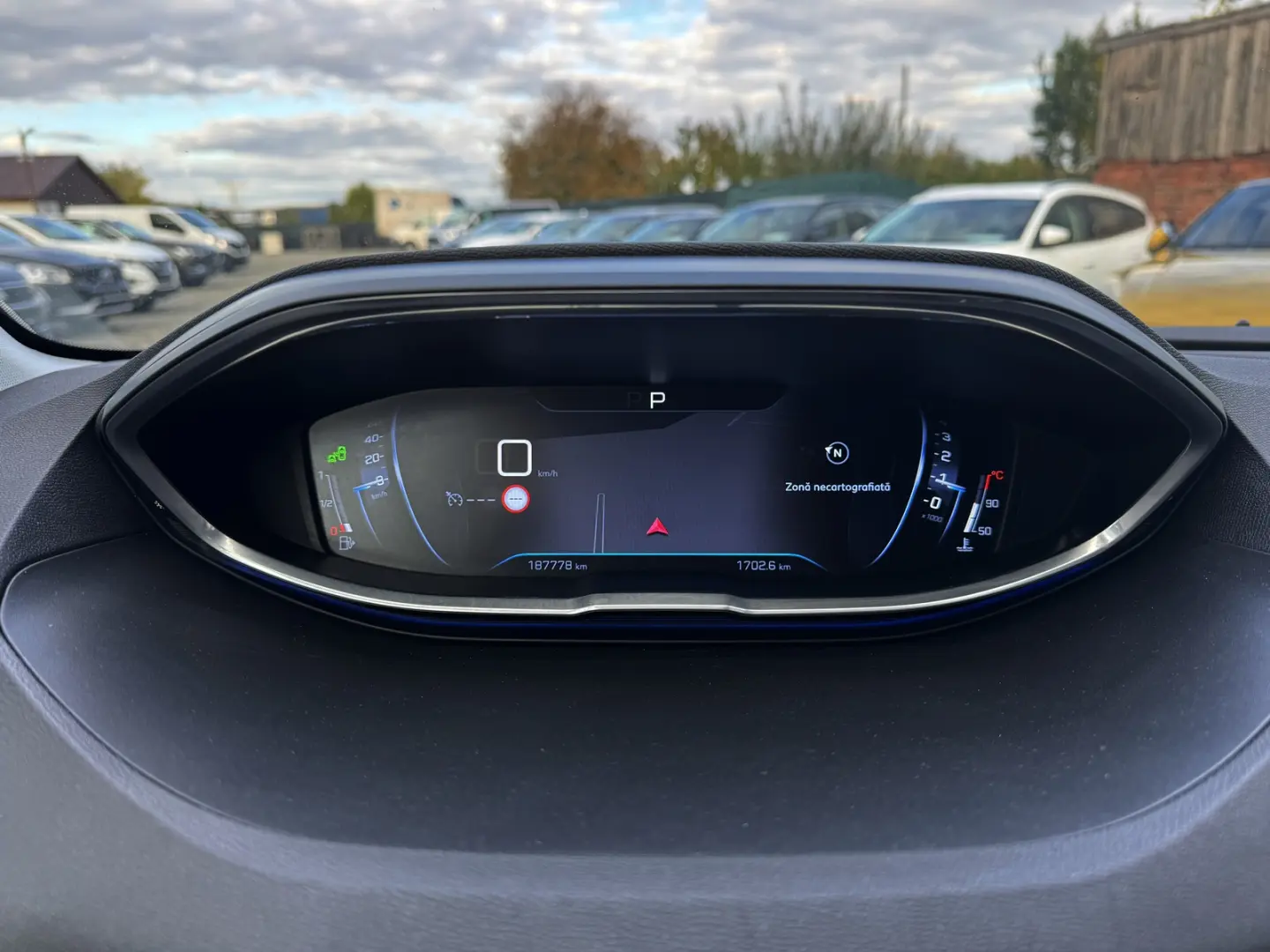 Peugeot 3008 1.2 EAT6 Allure