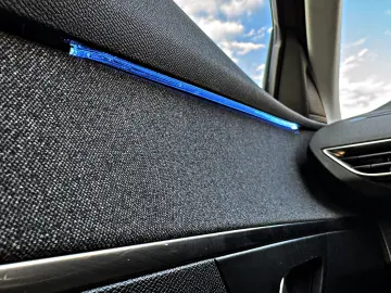 Peugeot 3008 1.2 EAT6 Allure