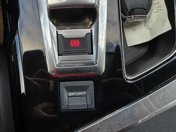 Peugeot 3008 1.2 EAT6 Allure