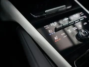 Cayenne Coupe E-Hybrid P-Display HeadUP 22z MEGA