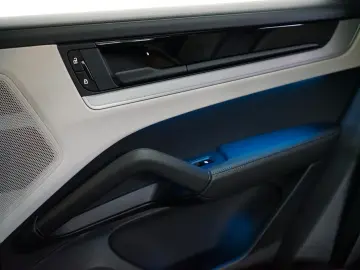 Cayenne Coupe E-Hybrid P-Display HeadUP 22z MEGA