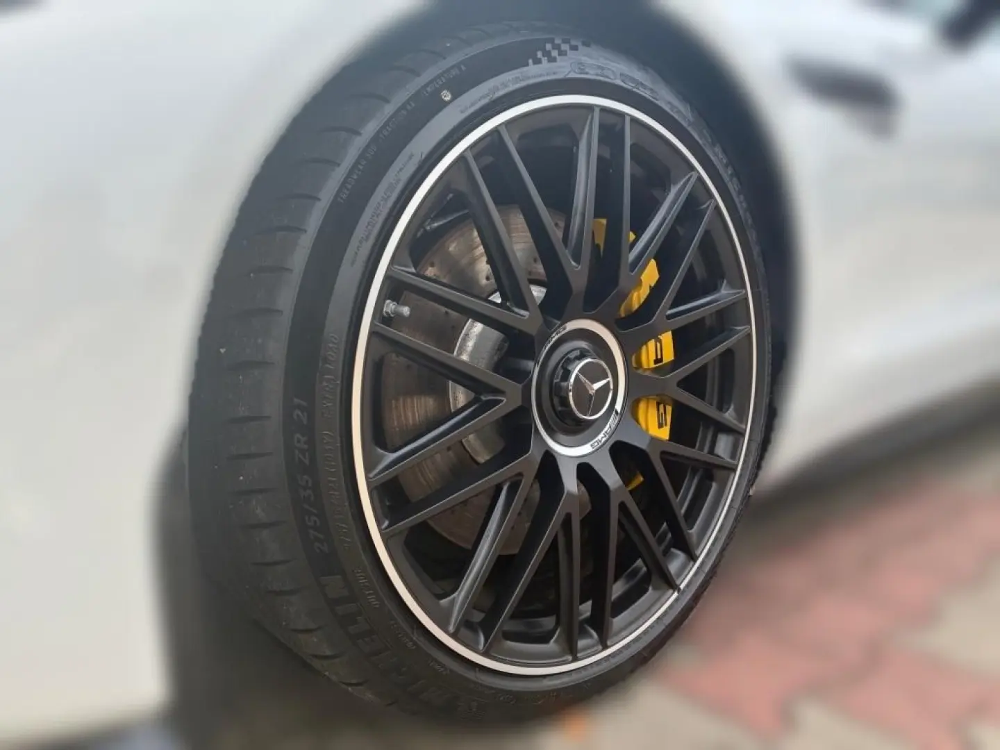 AMG SL 63 4M  DynamicPlus HUD 360  DigitalL.
