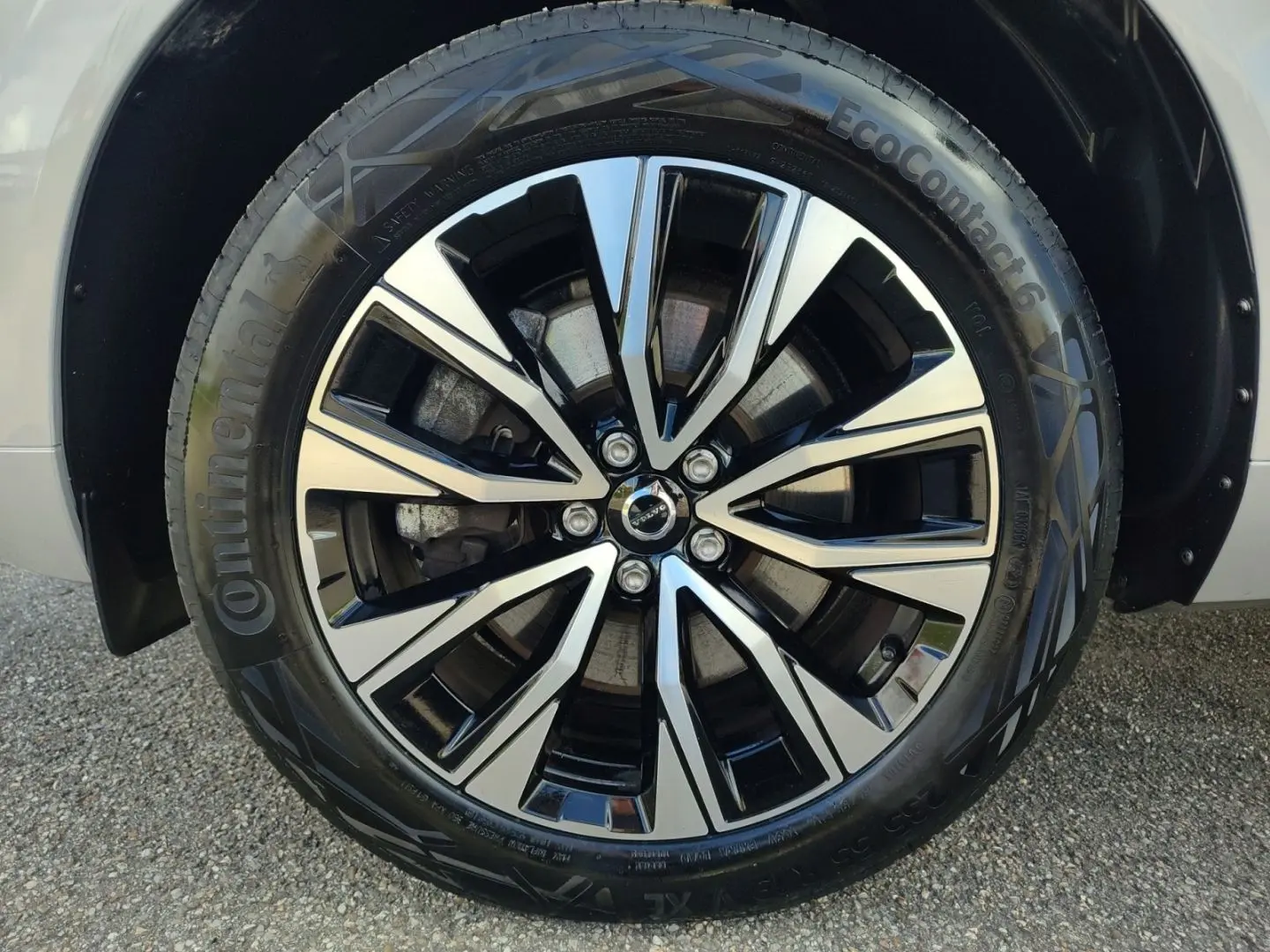 XC60 Core 2WD AHK-klappbar Navi Digitales Cockpi
