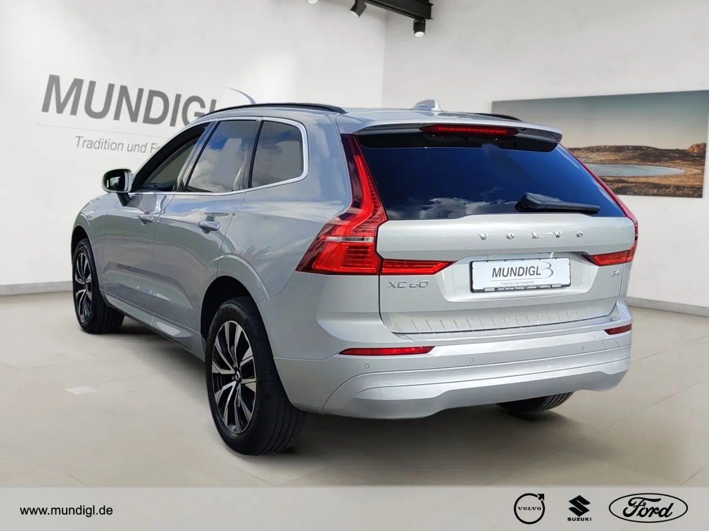 XC60 Core 2WD AHK-klappbar Navi Digitales Cockpi