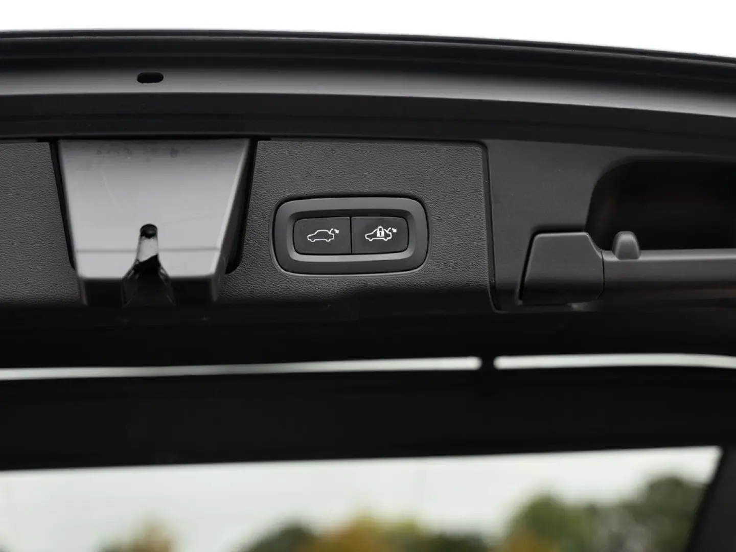 XC60 B4 KLIMA KEYLESS PDC SHZ KAMERA NAVI LED