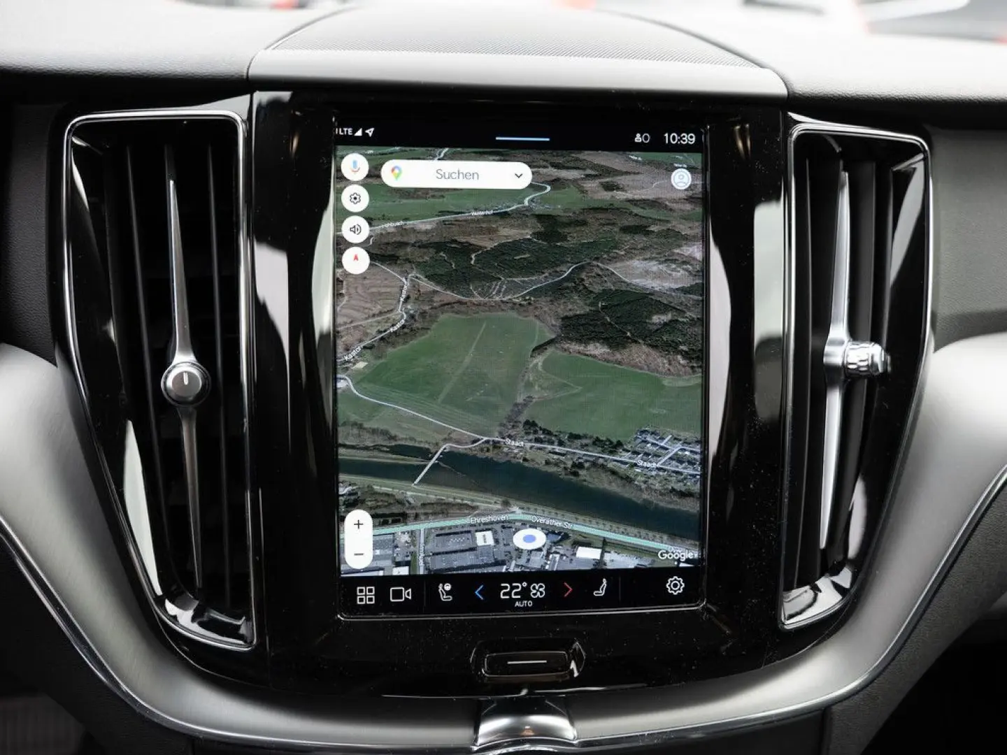 XC60 B4 KLIMA KEYLESS PDC SHZ KAMERA NAVI LED