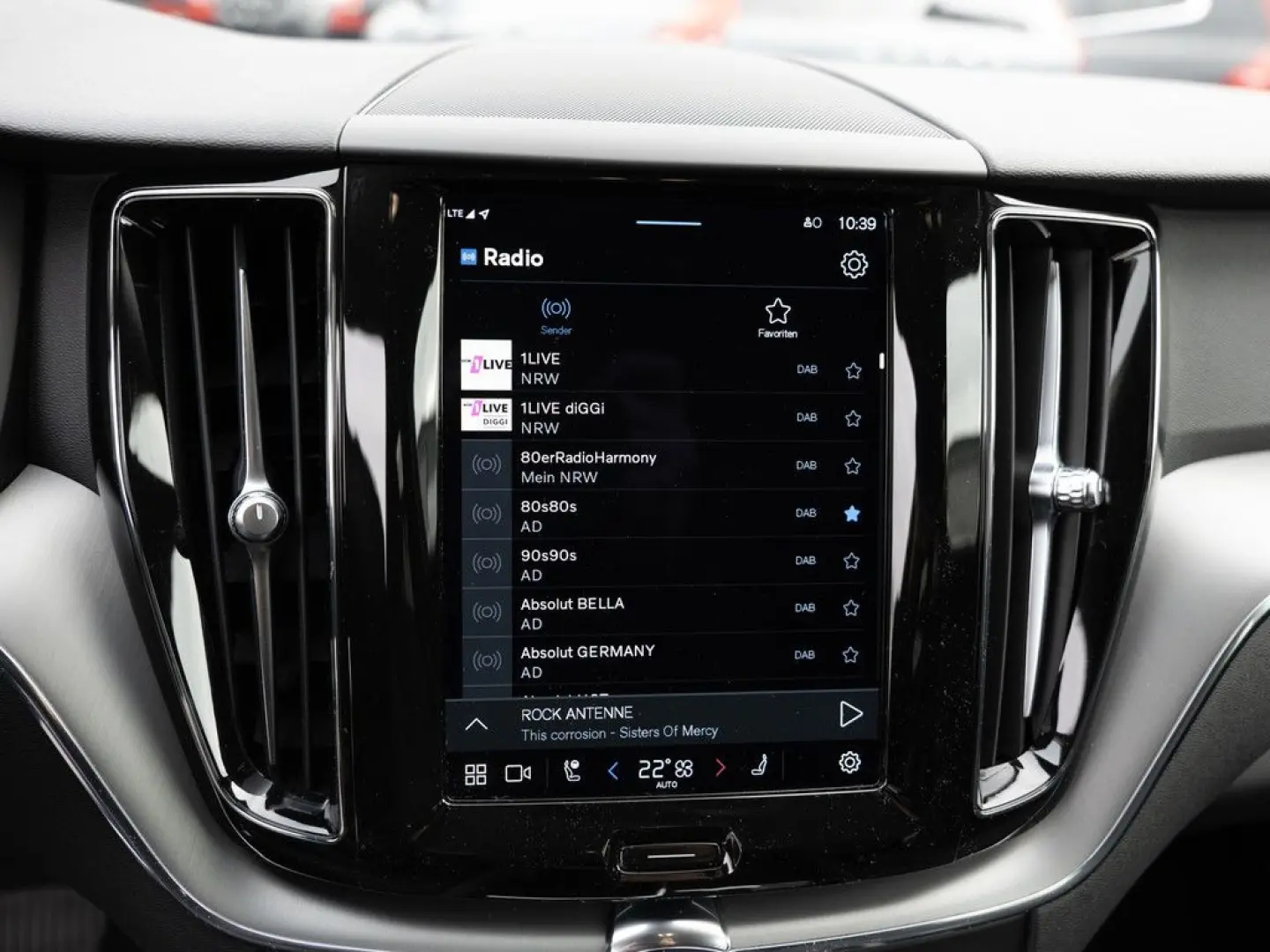 XC60 B4 KLIMA KEYLESS PDC SHZ KAMERA NAVI LED