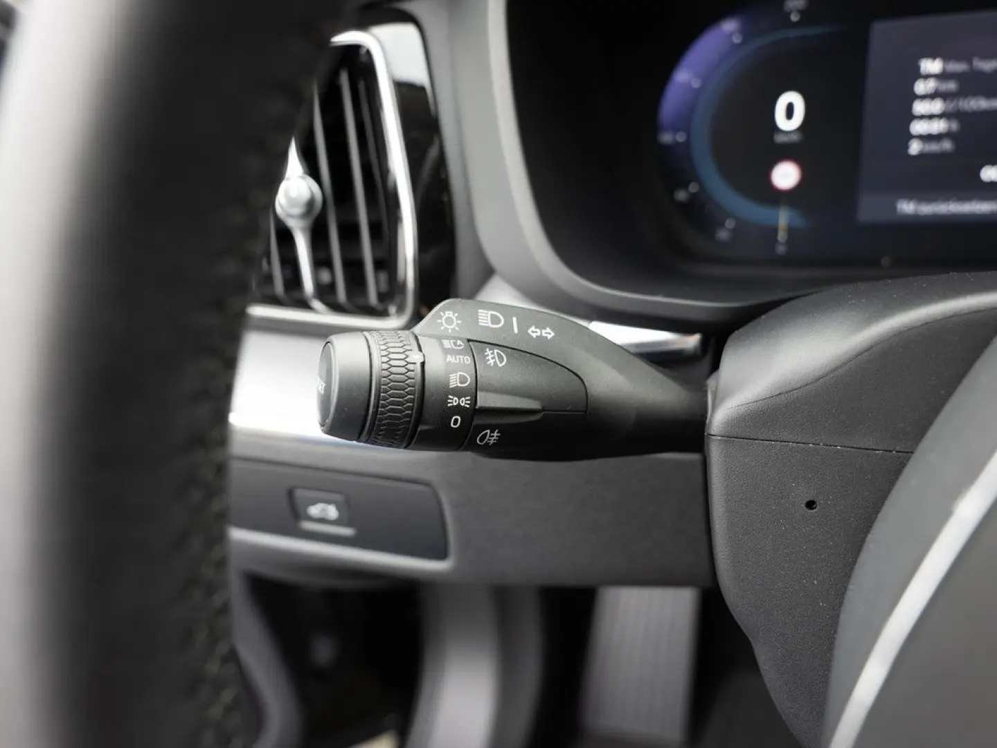 XC60 B4 Core PDC SHZ STANDHZ LED KAMERA NAVI