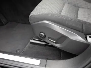 XC60 B4 Core PDC SHZ STANDHZ LED KAMERA NAVI
