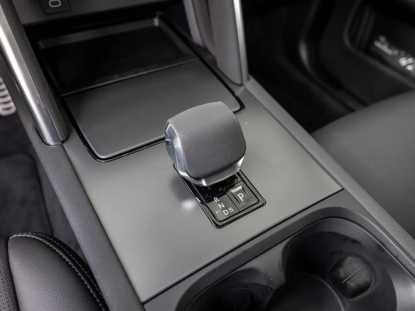 Discovery Sport D200 Dynamic SE FACEL. LED PANO