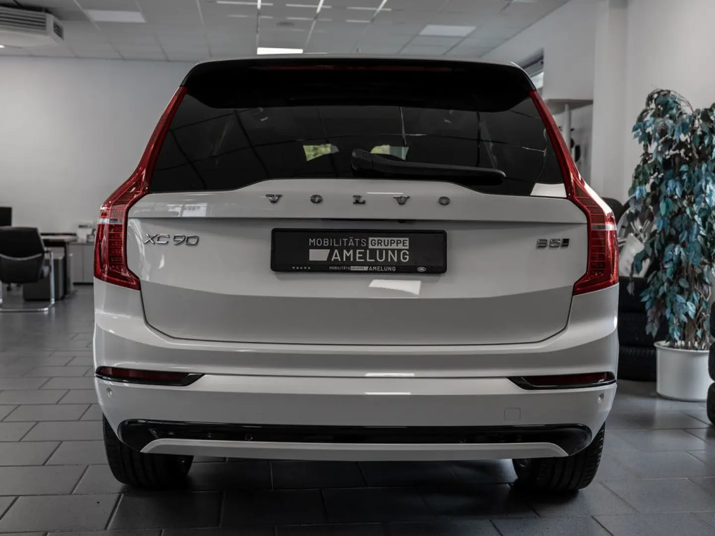 XC90 B5 D AWD Plus Dark H K PANO 360  7-SITZER