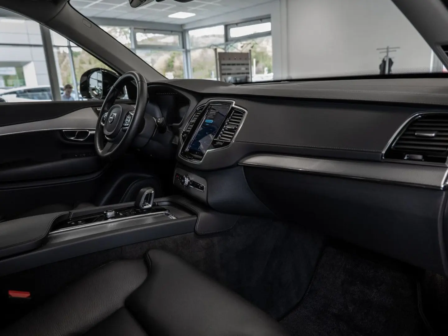 XC90 B5 D AWD Plus Dark H K PANO 360  7-SITZER