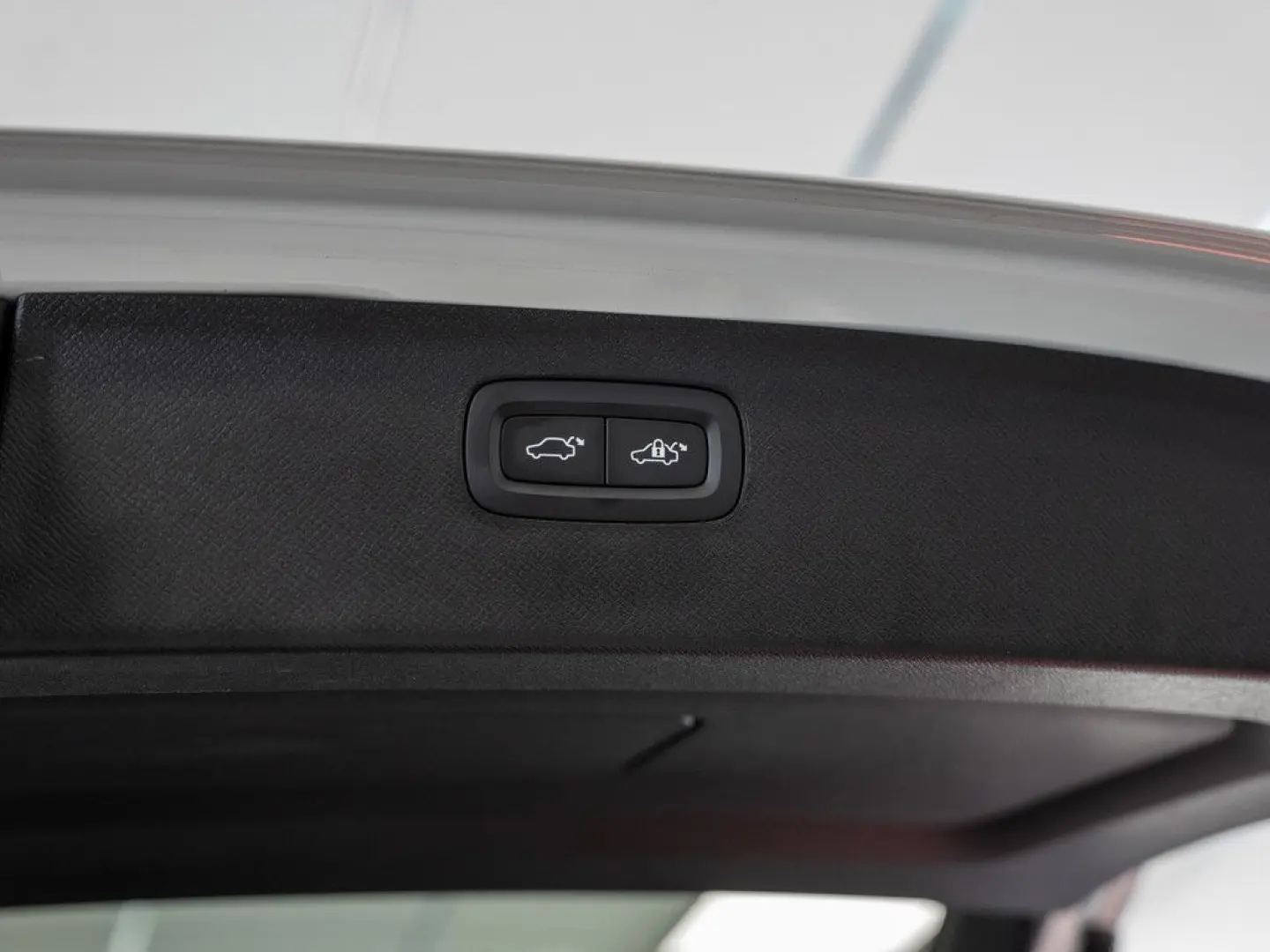 XC90 B5 D AWD Plus Dark H K PANO 360  7-SITZER